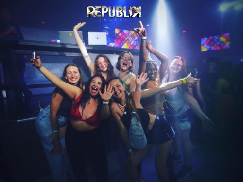 Republik-Lounge-Nightclub-Jaco-Costa-Rica-1-1